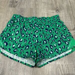 New All in Motion Green Cheetah Shorts XS TS1